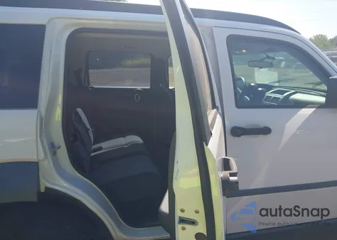 2008 Dodge Nitro Sxt from USA, damaged, VIN 1D8GU28K98W145150